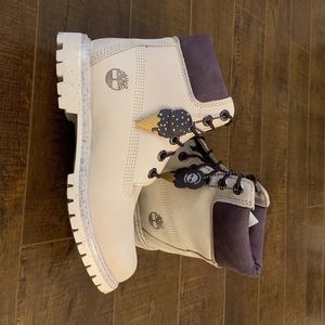 Timberland’s Premium Boots Size 7 Women’s